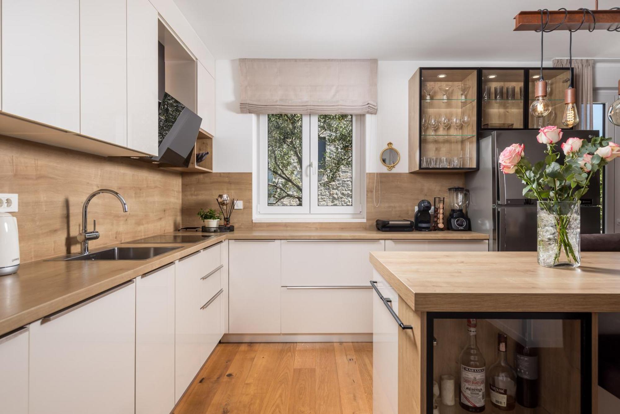 Luxury Apartment Hyperion With Private Pool And Garden ムルテル エクステリア 写真